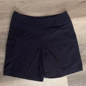 Patagonia Vintage Women’s Continental Shorts Black Size 6